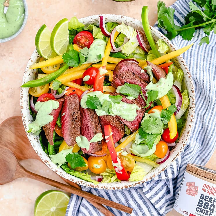 fajita biefstuk salade met avocado dressing