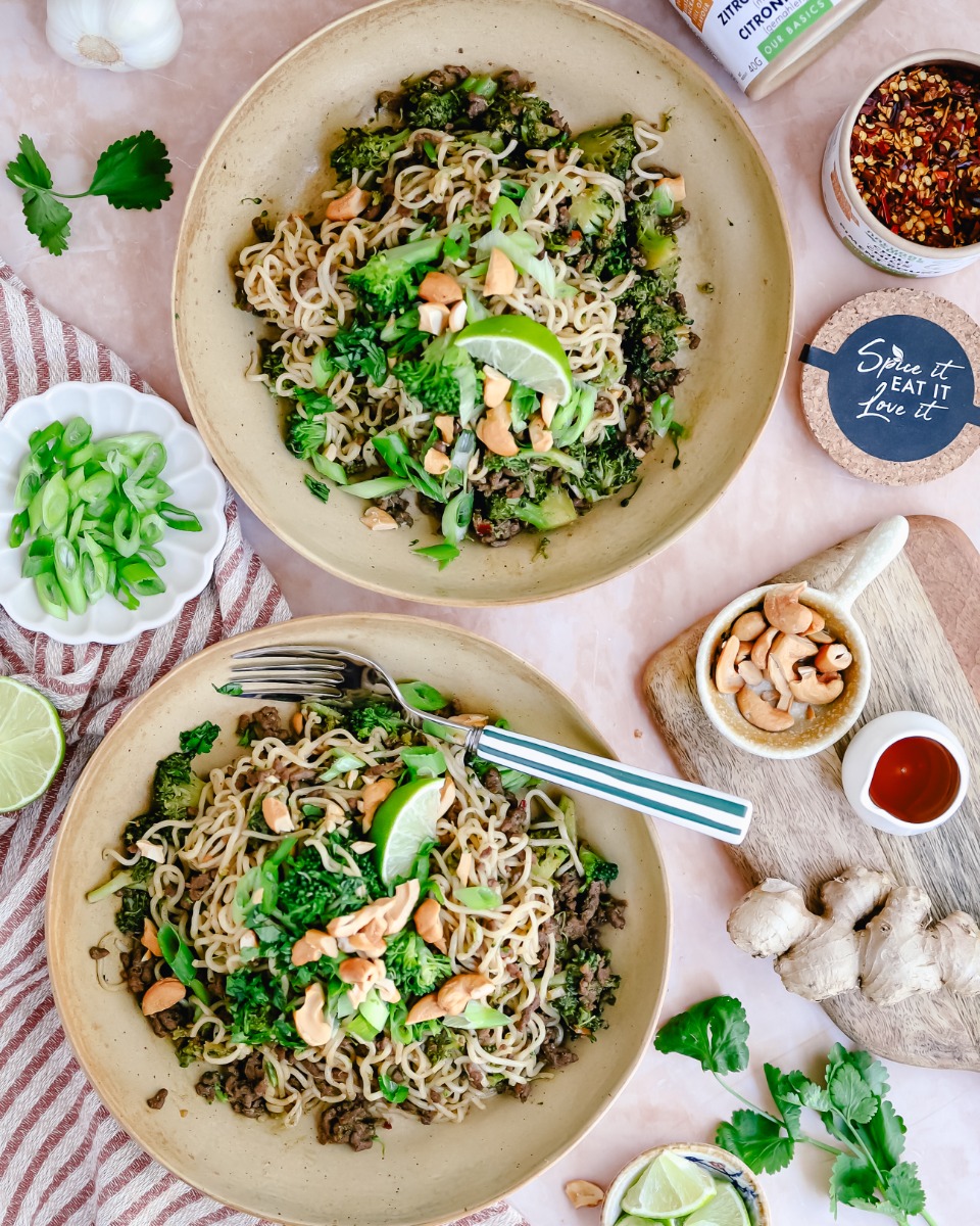 woknoedels met indisch gehakt